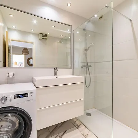 Cadet Rousse-6 By Interhome Apartment *